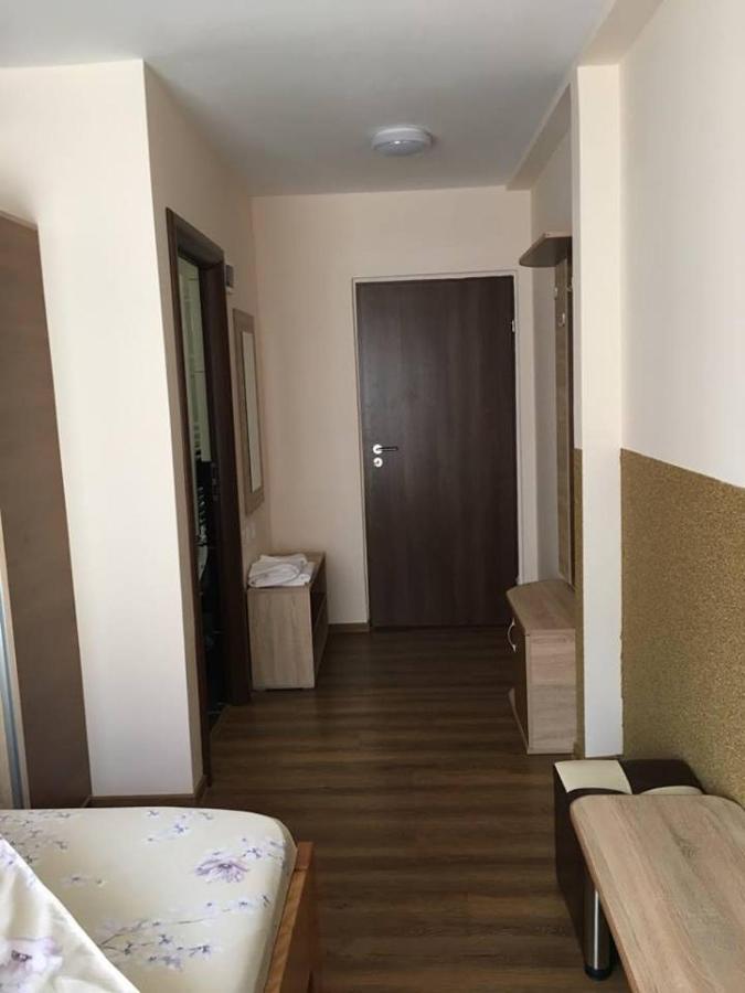 Motel Mesterul Manole คูร์ตา เด อาร์เจช ภายนอก รูปภาพ
