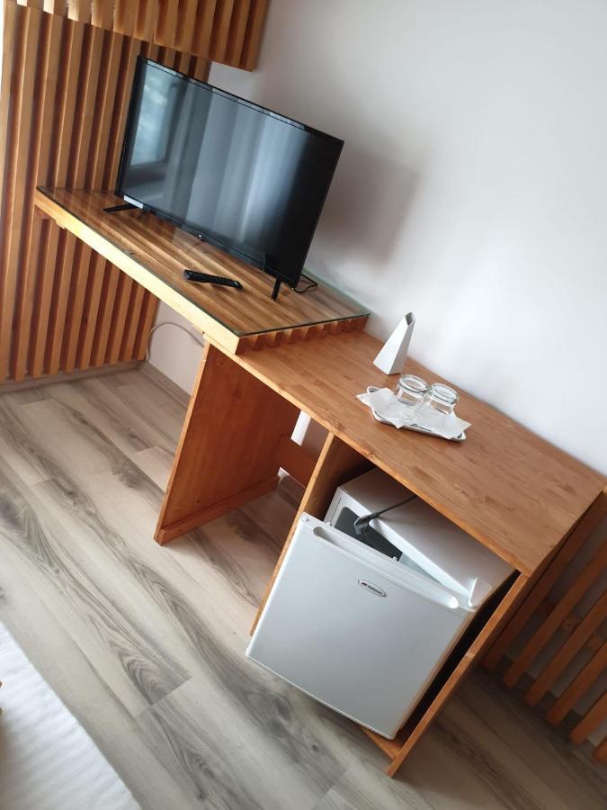 Motel Mesterul Manole คูร์ตา เด อาร์เจช ภายนอก รูปภาพ